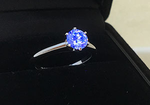 【ダイヤモンド】どうやって選ぶ？婚約指輪のダイヤモンド